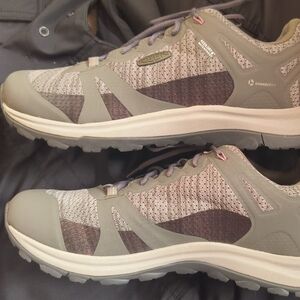 Keen Konnectfit waterproof womens 11